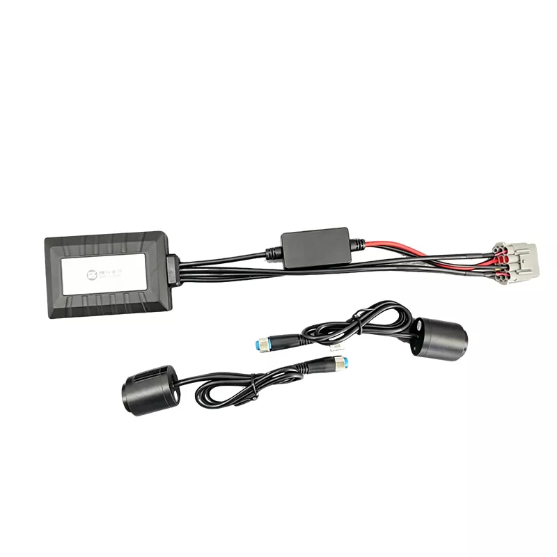 Dash cam per moto a doppio obiettivo con uscita TV
