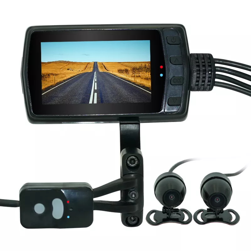 Accesso WiFi ai filmati della dash cam per moto con doppio obiettivo sul tuo telefono